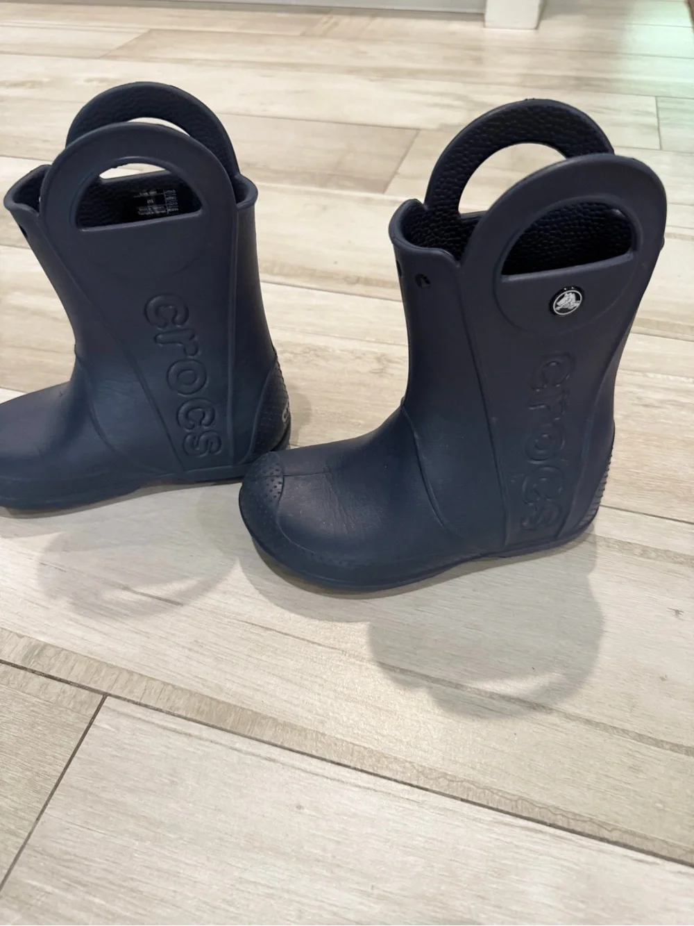 CROCS durable navy